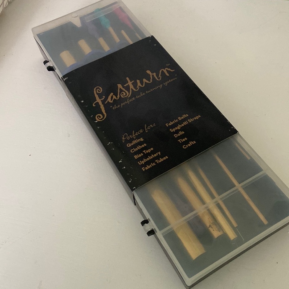 “Fasturn” tube-turning system in storage box